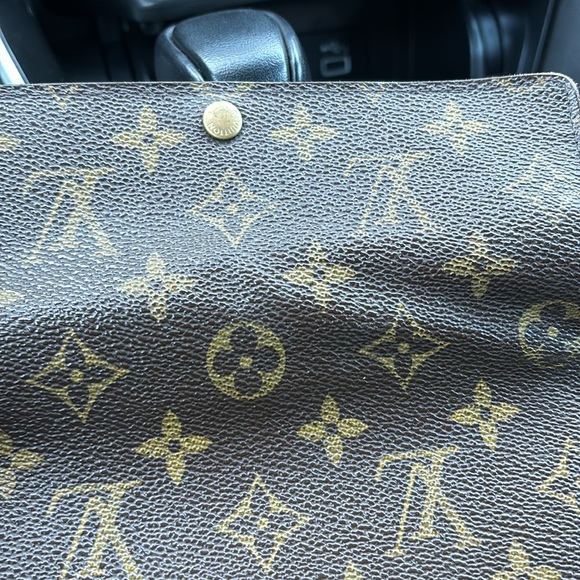 Authentic Lv wallet long - Picture 14 of 16